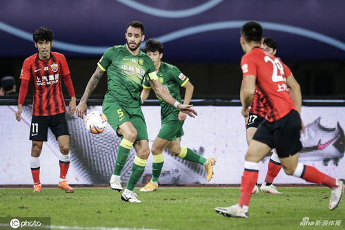 ماتشالزمالكوالاهليالسوبرالمصريصراعالعمالقةفيالكرةالمصرية
